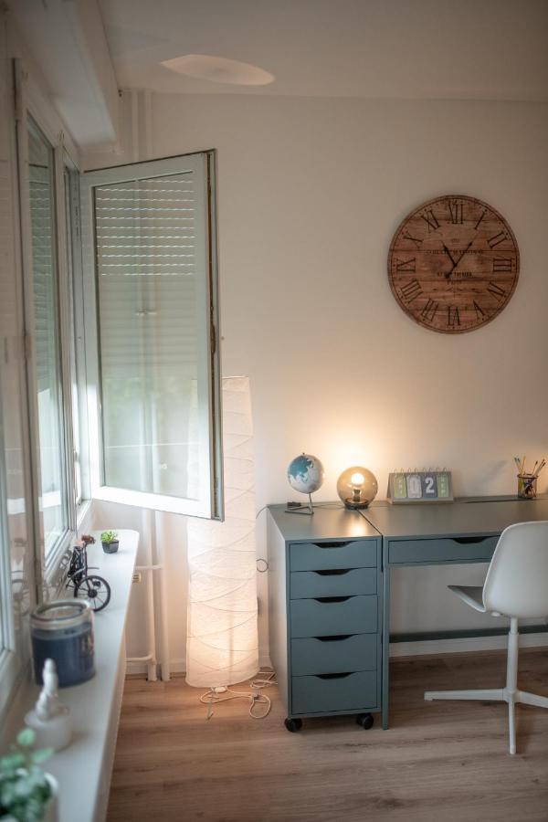 Espace 400 - Cosy, Lumineux, Vue Sur La Ville - Tv & Wifi Saint-Etienne  Dış mekan fotoğraf